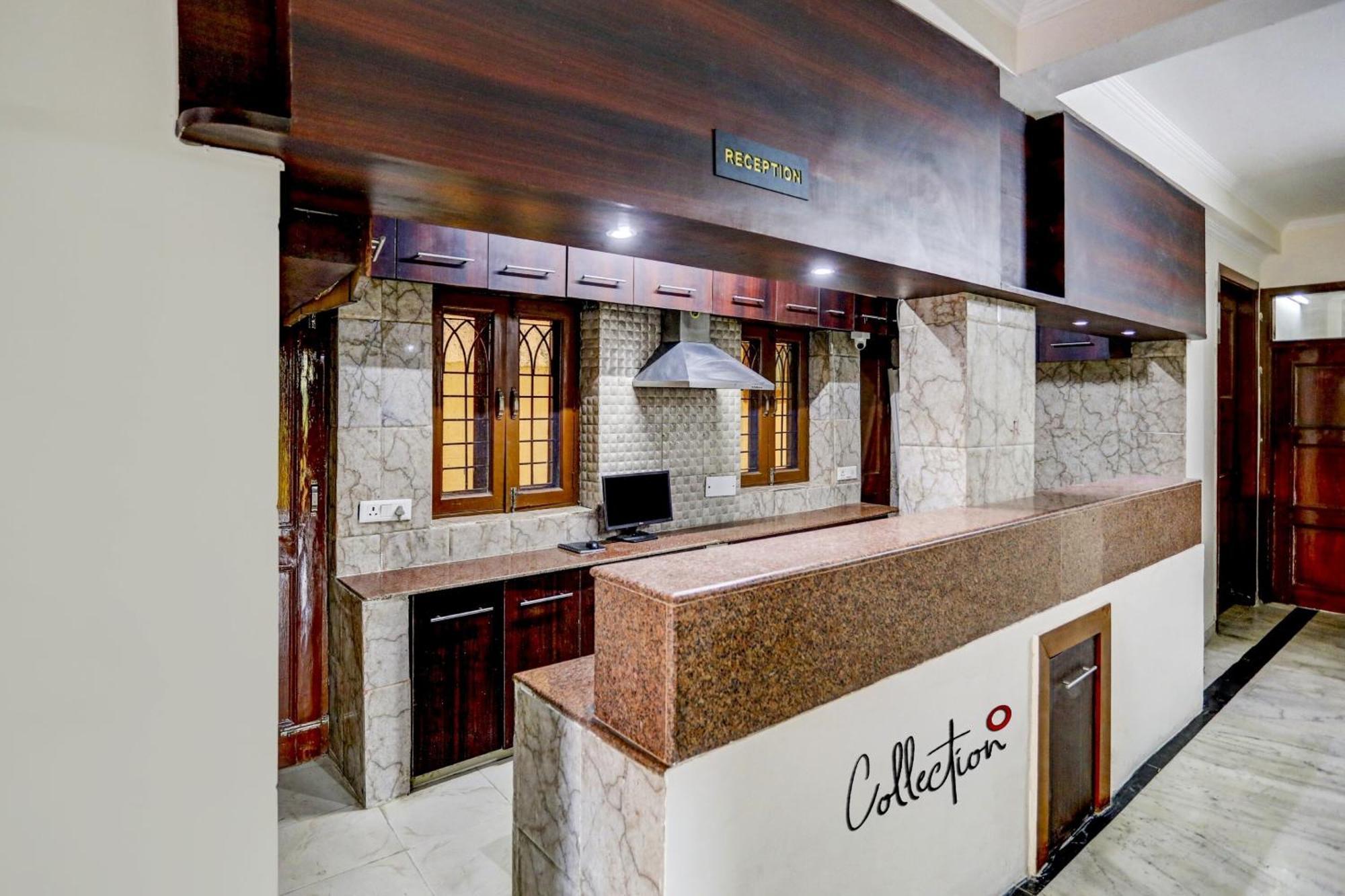 Super Capital O Uk House Residency Otel Gurgaon Dış mekan fotoğraf
