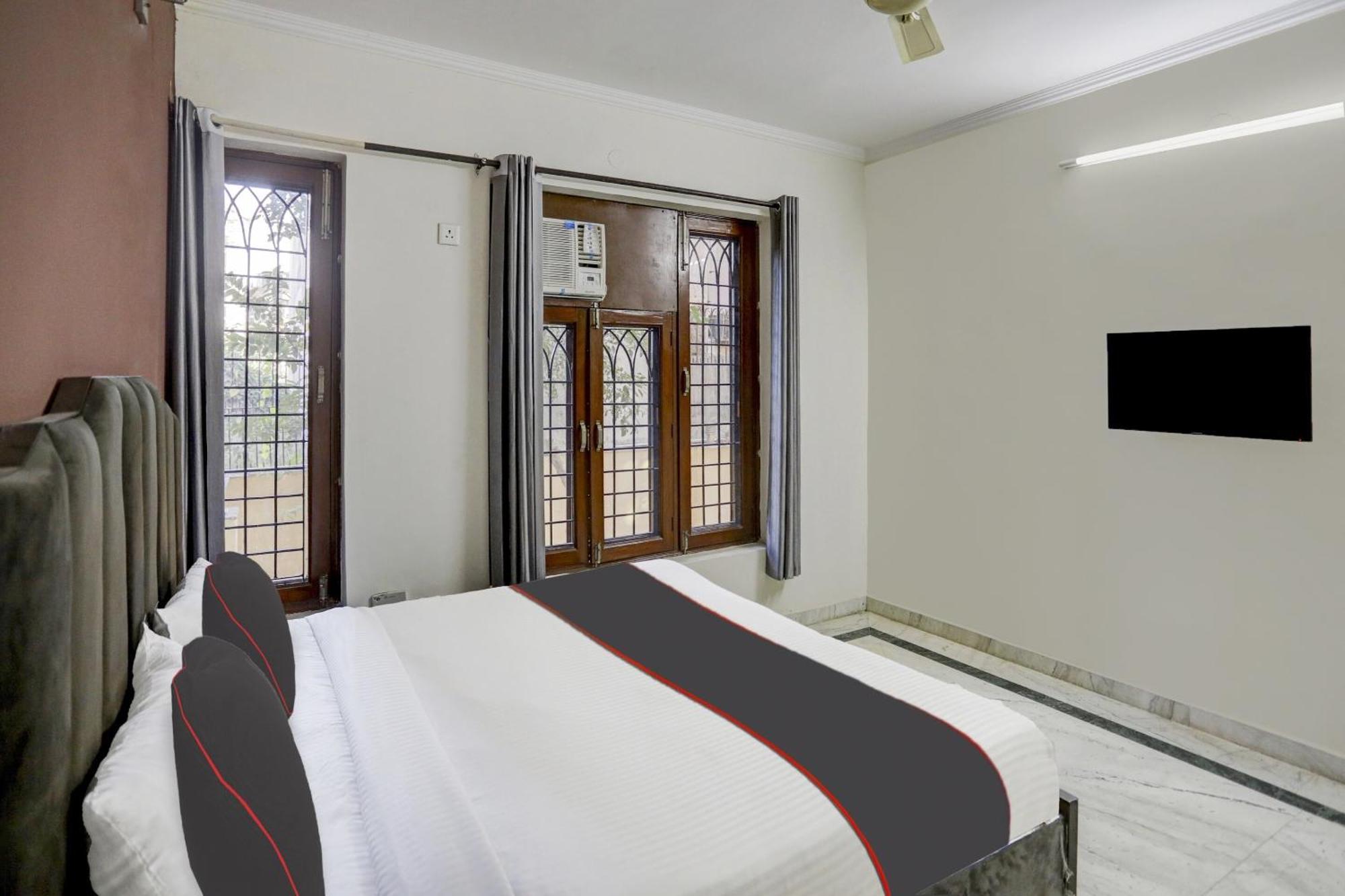 Capital O Uk House Residency Otel Gurgaon Dış mekan fotoğraf
