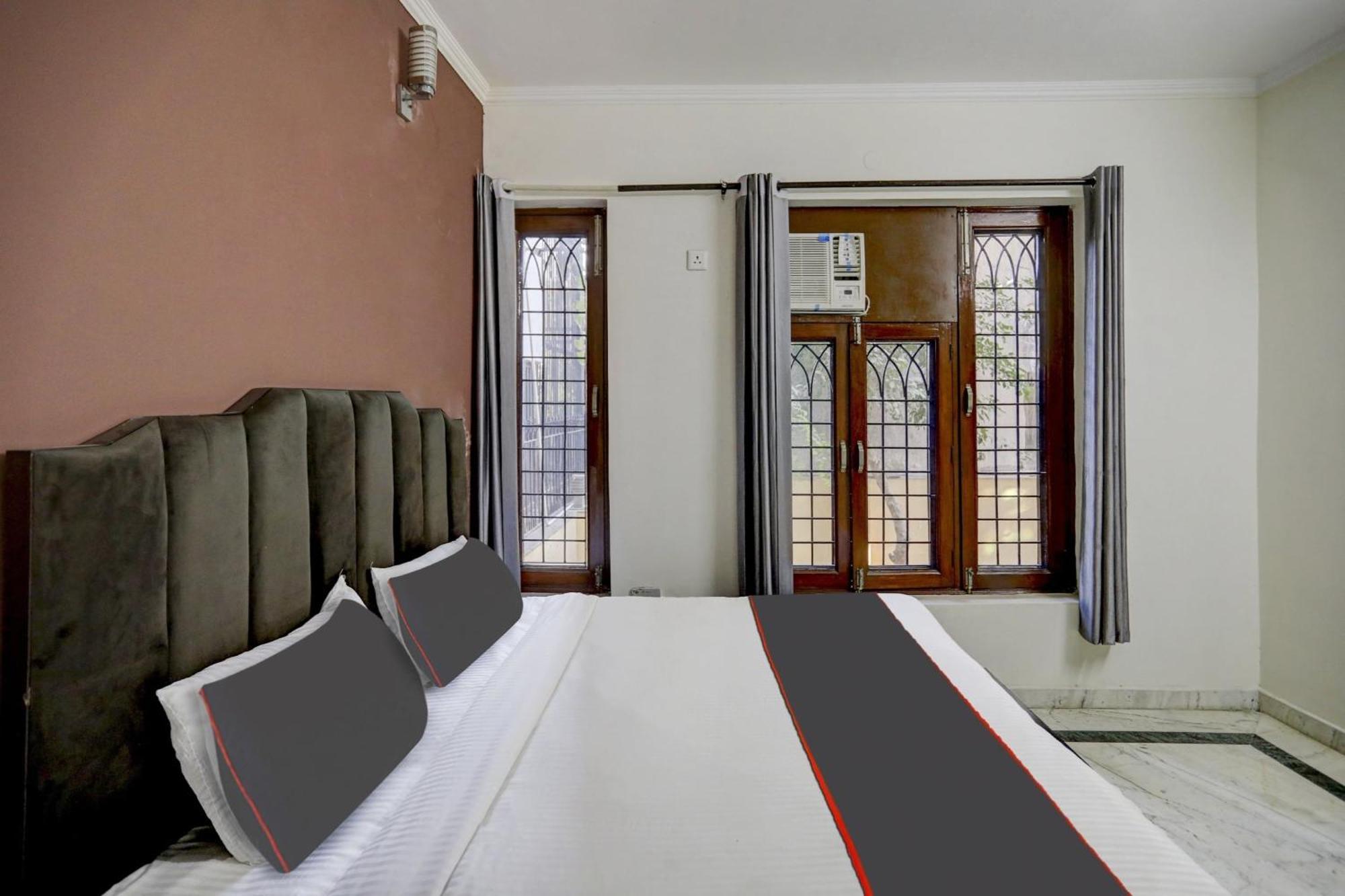 Capital O Uk House Residency Otel Gurgaon Dış mekan fotoğraf